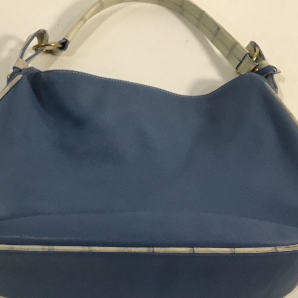 Women’s Brahmin Blue Leather Shoulder Bag With Cream Croc Strap and Trim